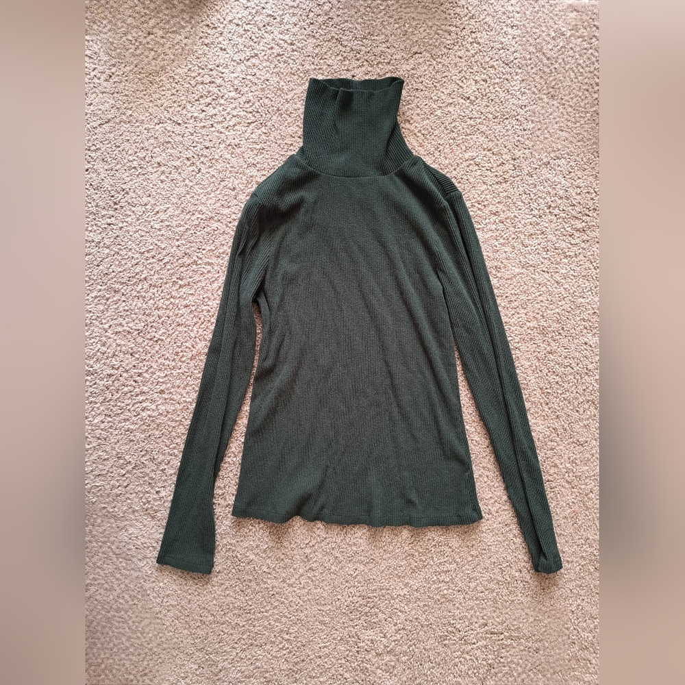 Old Navy Dark Green Plush Turtleneck Large